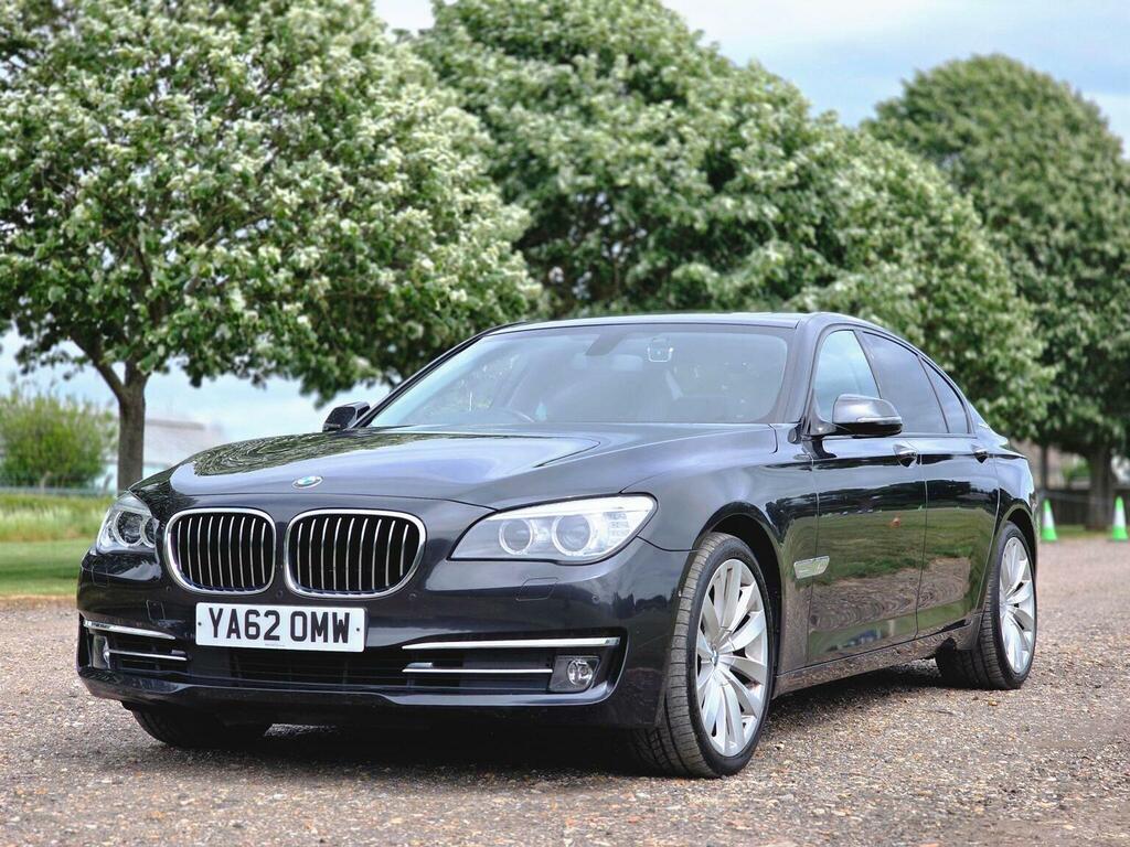 BMW 7 Series M Sport White #14