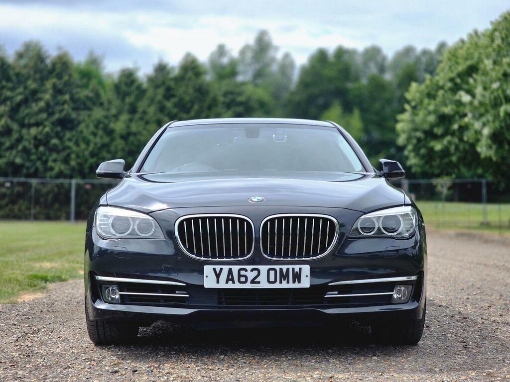 BMW 7 Series M Sport White #15