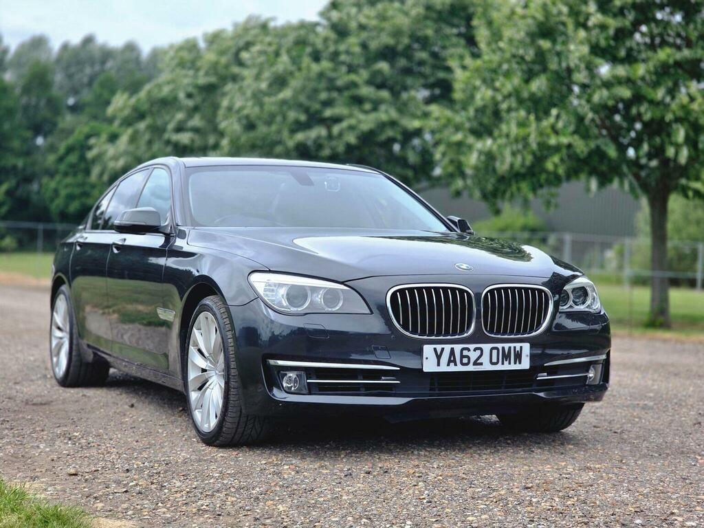 BMW 7 Series M Sport White #16