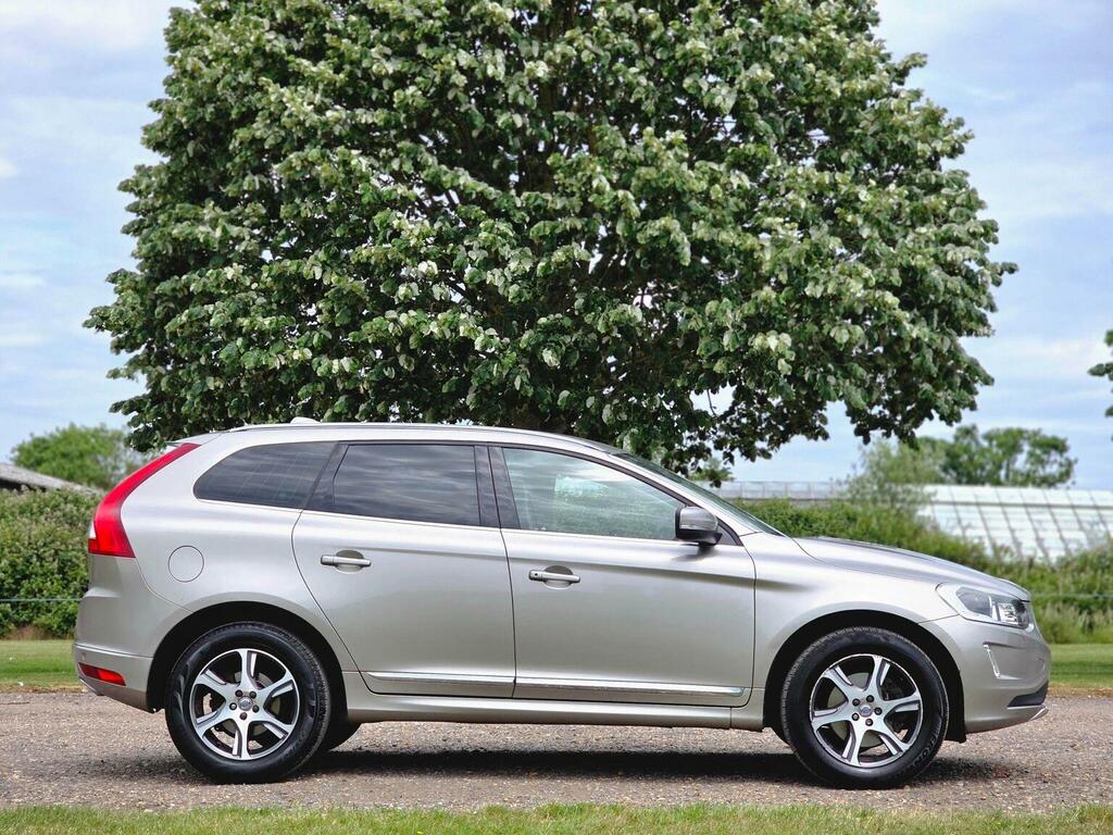 Volvo XC60 2.0 D4 Se Lux Nav Geartronic Euro 6 Ss 201 FL15NGE Gold #3