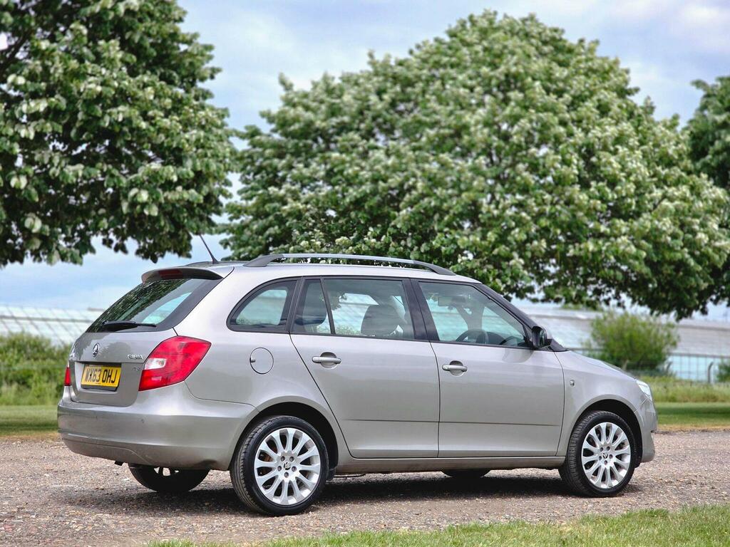 Skoda Fabia 1.2 Tsi Elegance Dsg Euro 5 WX63OHJ Beige #4