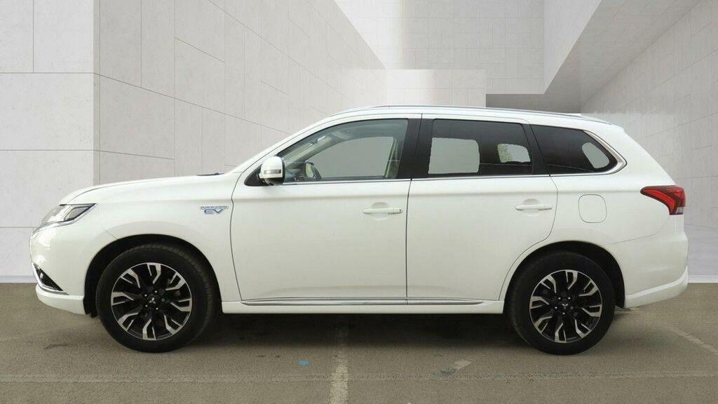Mitsubishi Outlander 2.0H 12Kwh 4H Cvt 4Wd Euro 6 Ss White #6