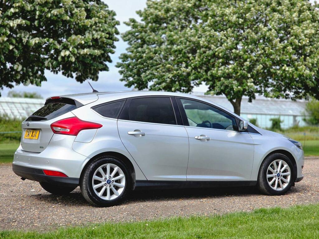 Ford Focus 1.0T Ecoboost Titanium Euro 6 Ss CN17XJX Silver #4