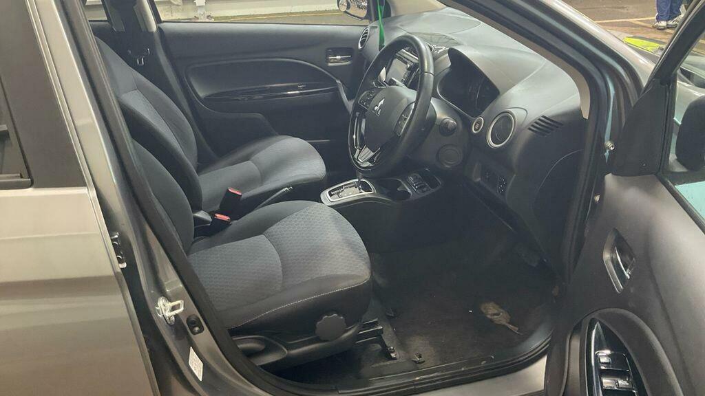 Mitsubishi Mirage Mirage 4 White #10