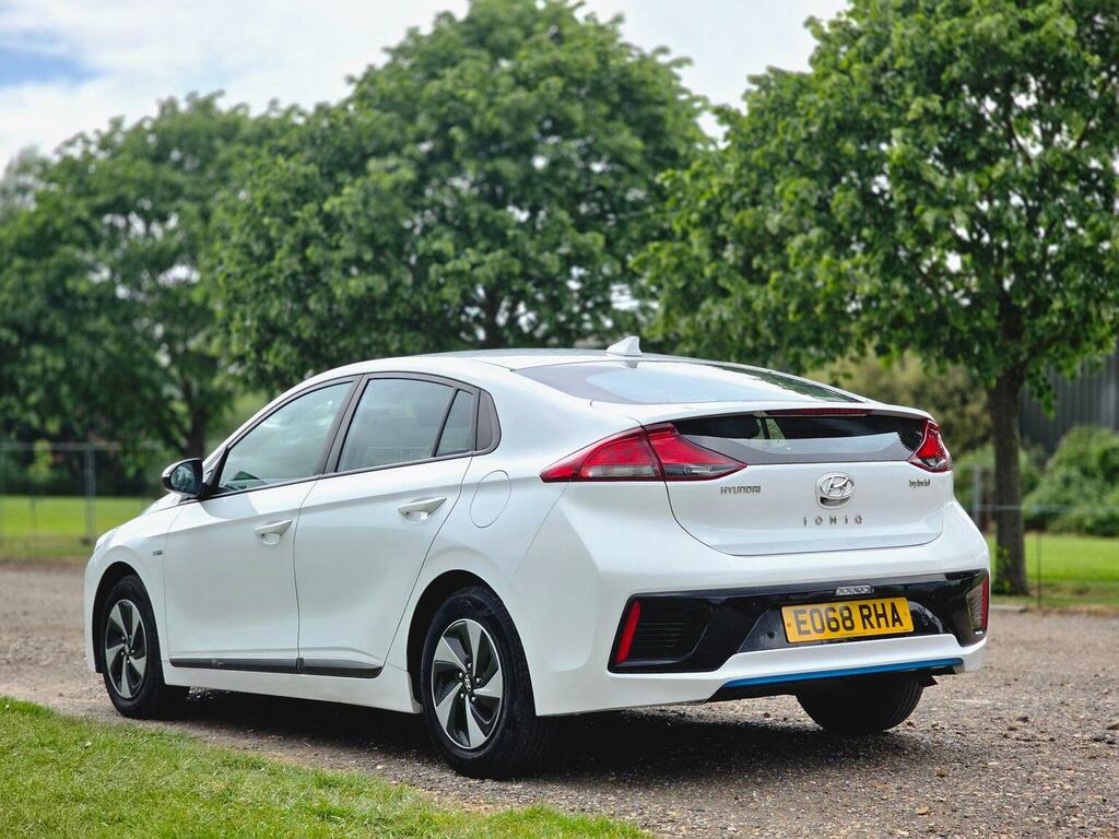 Hyundai Ioniq Hatchback Grey #9