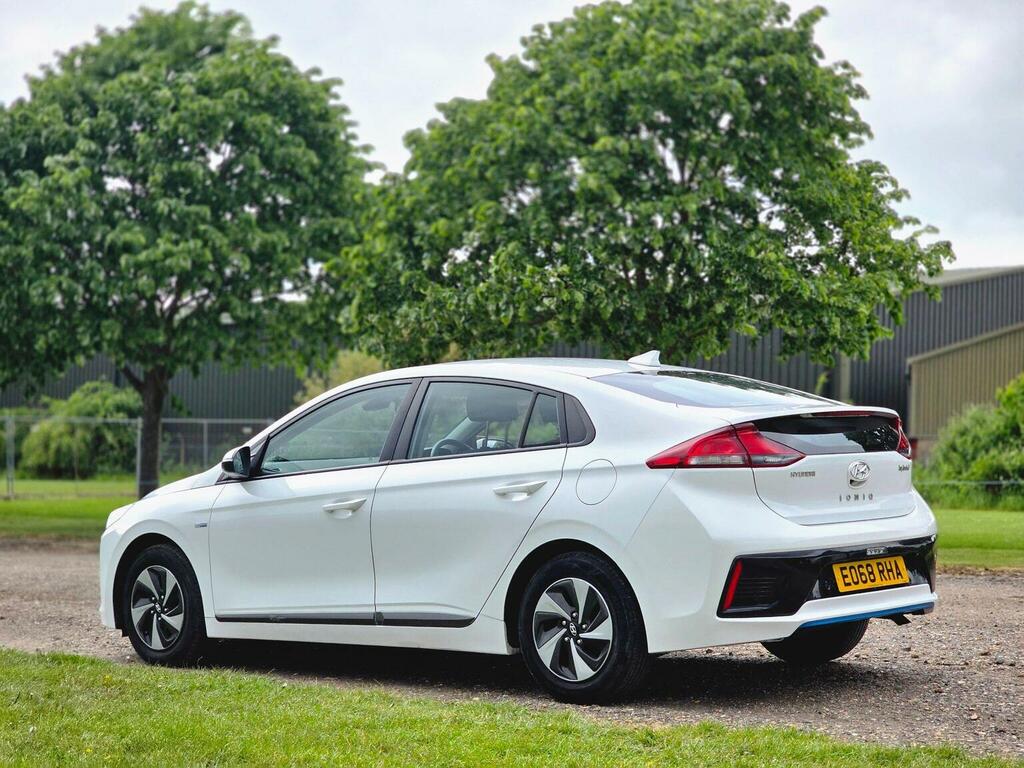 Hyundai Ioniq Hatchback Grey #10