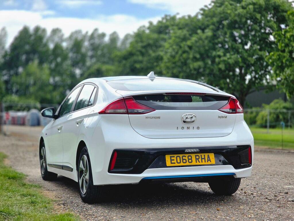 Hyundai Ioniq Hatchback Grey #8