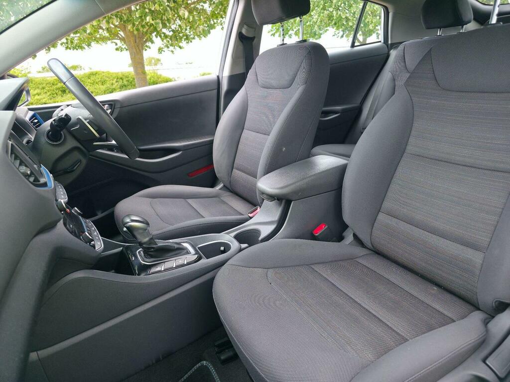 Hyundai Ioniq Hatchback Grey #21