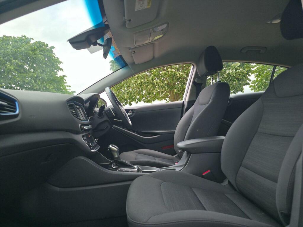 Hyundai Ioniq Hatchback Grey #18