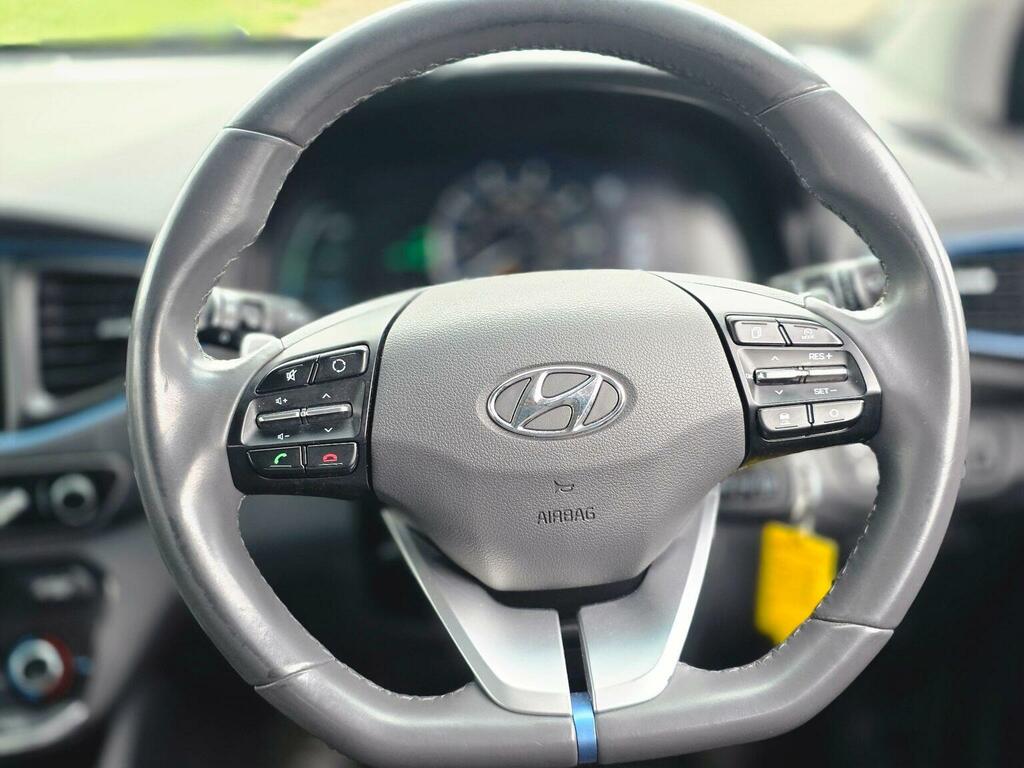 Hyundai Ioniq Hatchback Grey #43