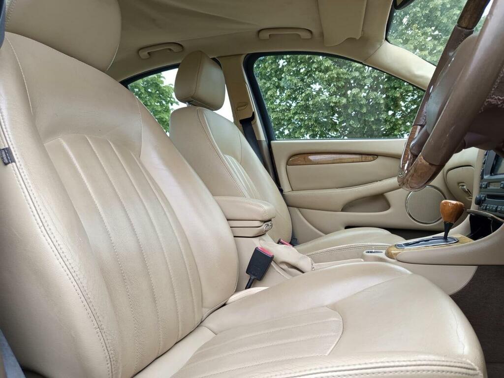 Jaguar X-Type 2.5 V6 Se Awd White #16
