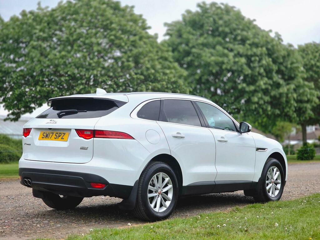 Jaguar F-Pace 2.0 D180 Prestige Awd Euro 6 Ss White #5