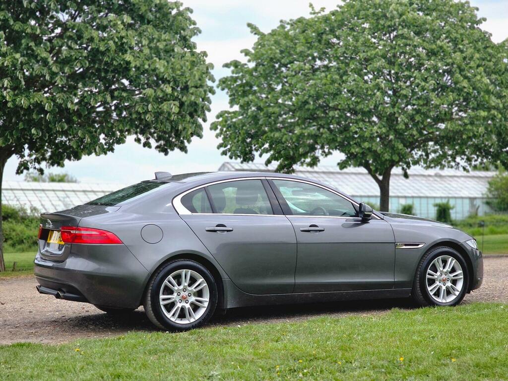 Jaguar XE 2.0I Gpf Prestige Euro 6 Ss Grey #4