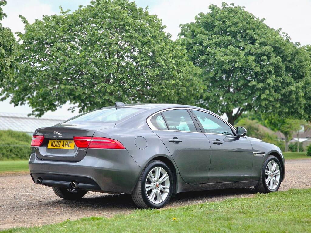 Jaguar XE 2.0I Gpf Prestige Euro 6 Ss Grey #5