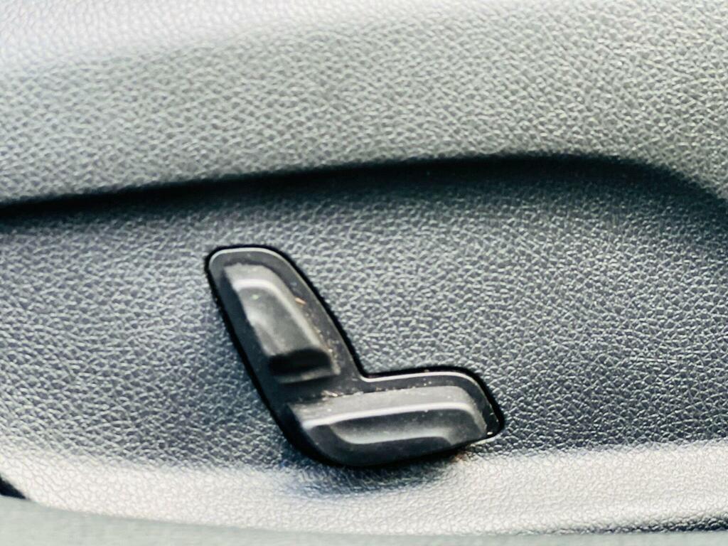 Mercedes-Benz C Class 2.1L C 220 D Amg Line Premium 168 Bhp Silver #38