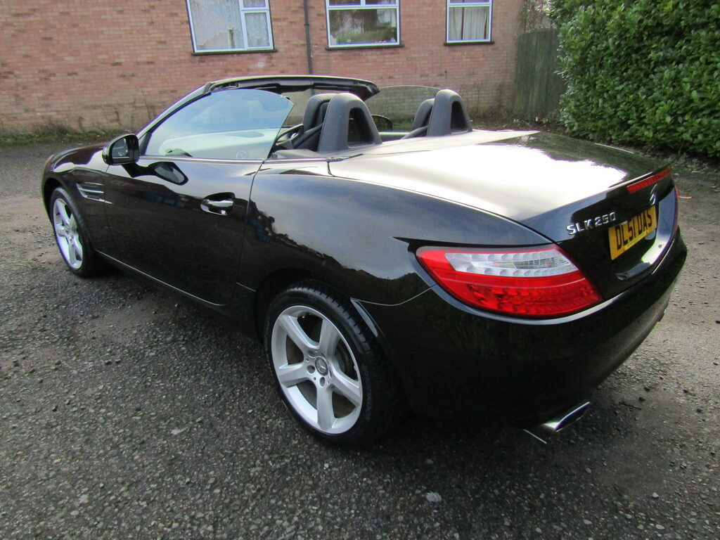 Mercedes-Benz SLK Slk250 Blueefficiency Black #5