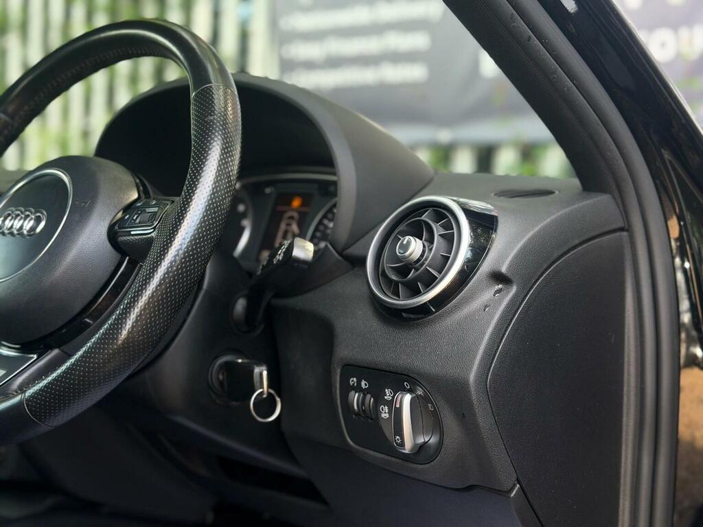 Audi A1 1.6 Tdi Sport Euro 5 Ss Black #13