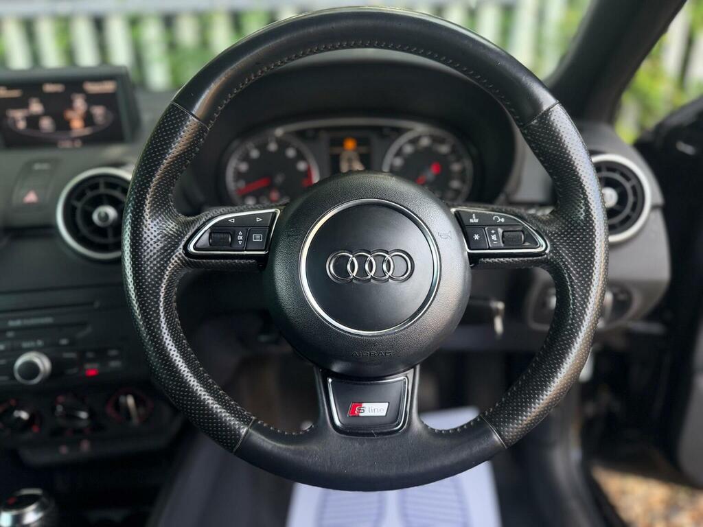 Audi A1 1.6 Tdi Sport Euro 5 Ss Black #15