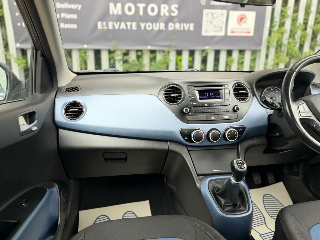 Hyundai I10 1.0 S 65 Bhp White #37