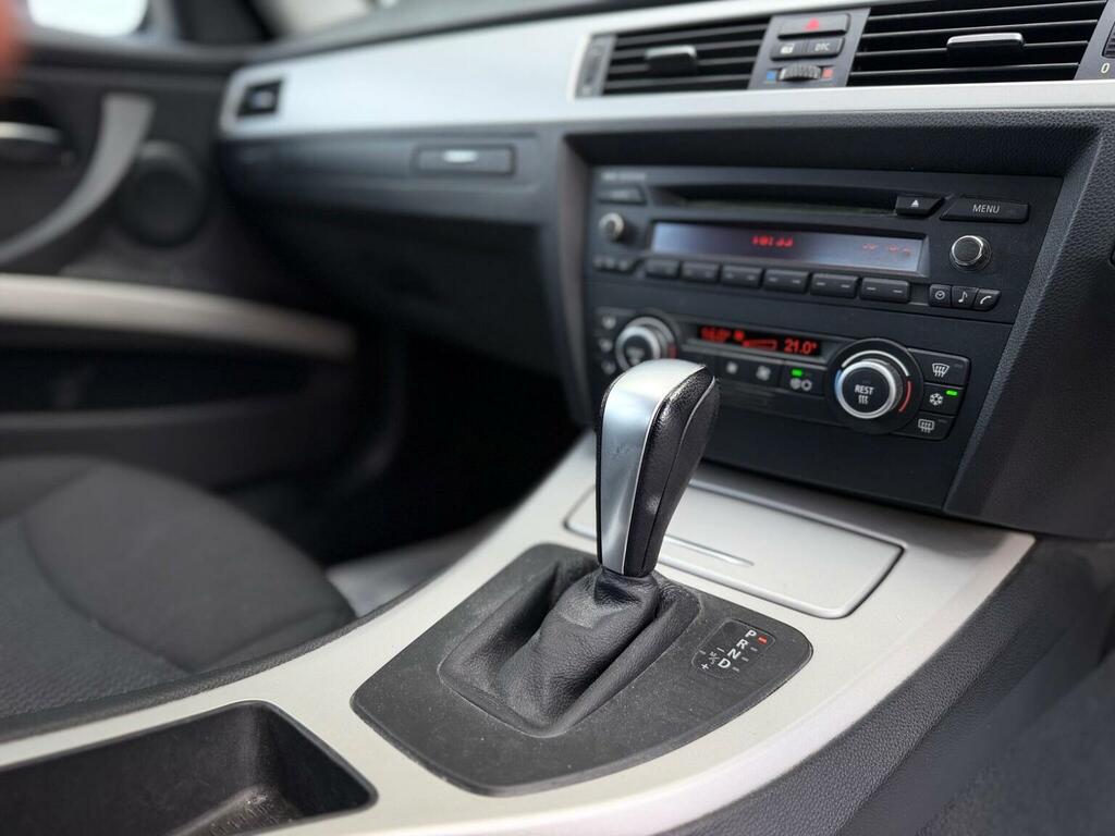 BMW 3 Series Saloon 2.0 Blue #2