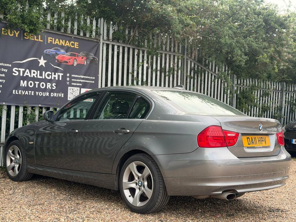 BMW 3 Series Estate Silver #10