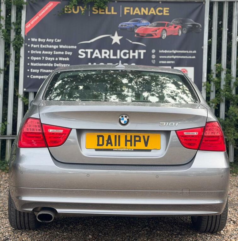 BMW 3 Series Estate Silver #9
