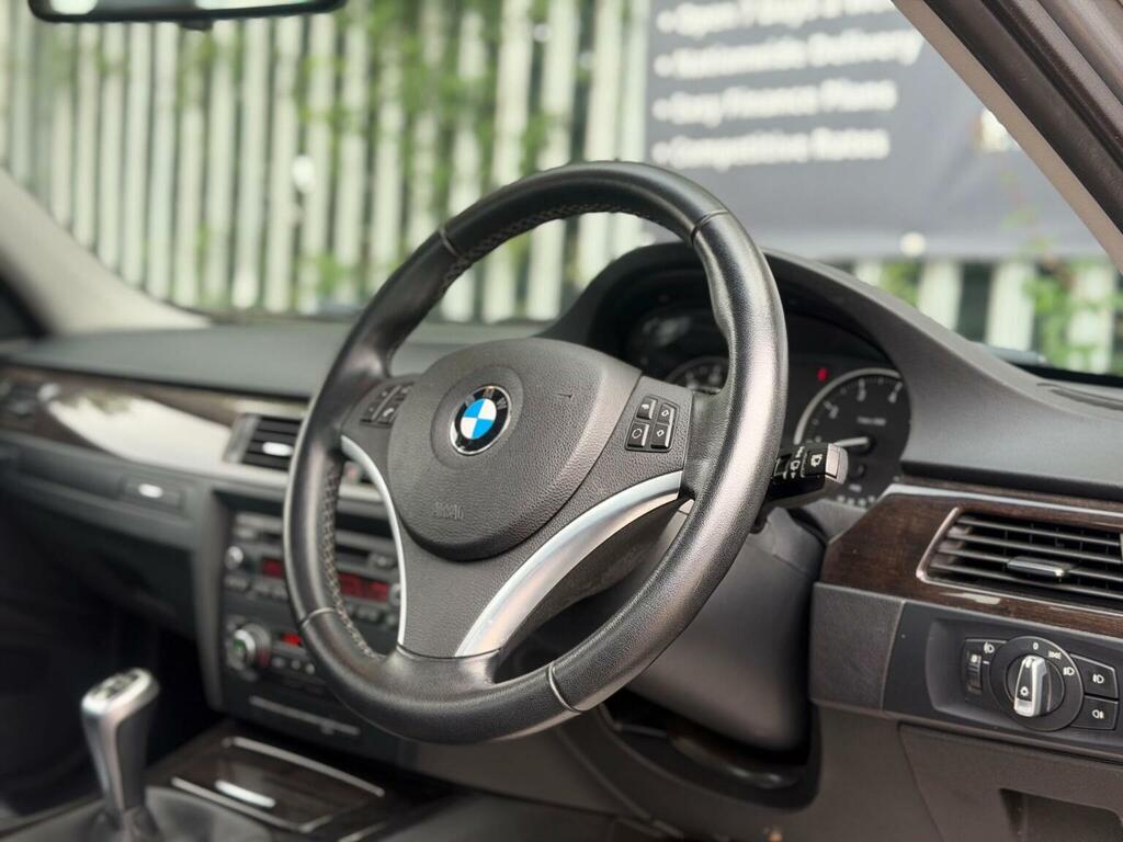 BMW 3 Series Estate Silver #2
