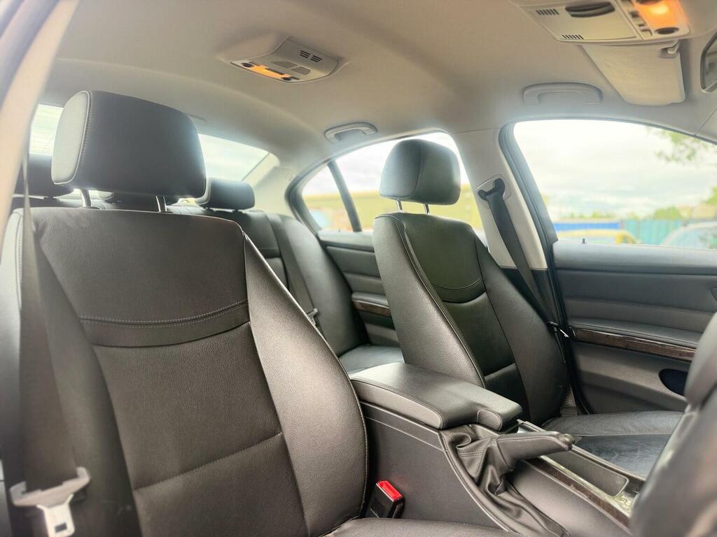BMW 3 Series Estate Silver #23