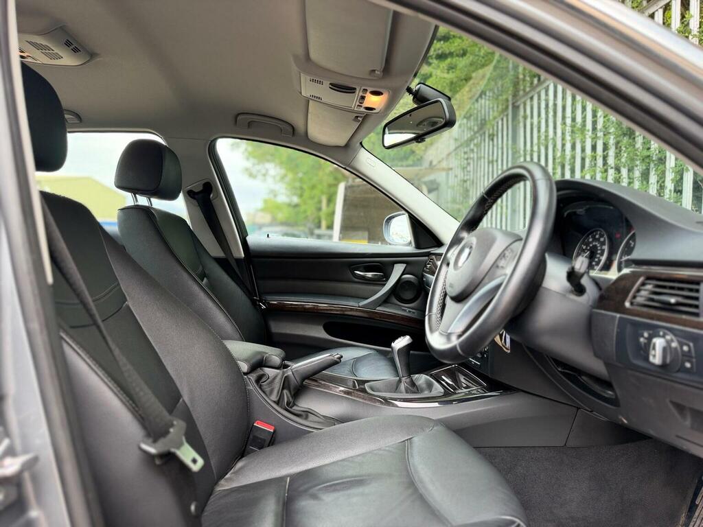 BMW 3 Series Estate Silver #24