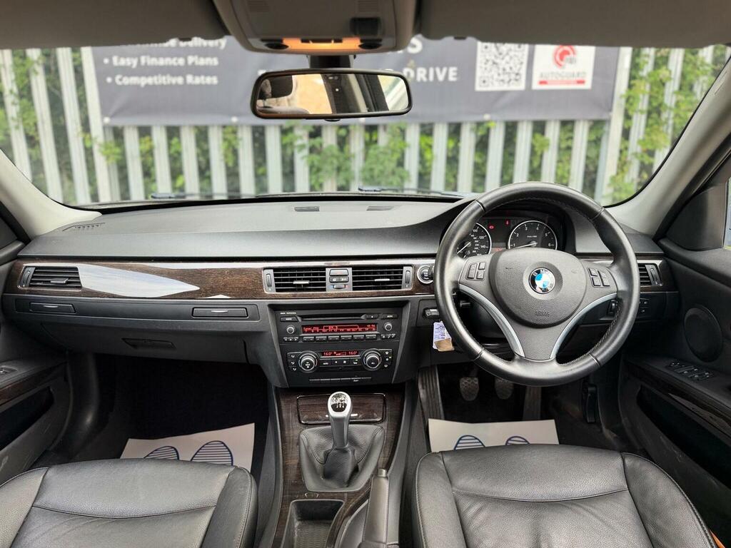 BMW 3 Series Estate Silver #35