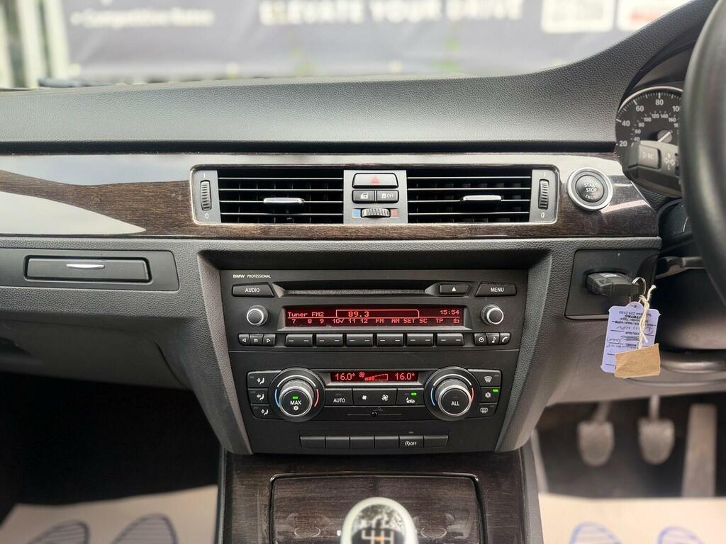 BMW 3 Series Estate Silver #18