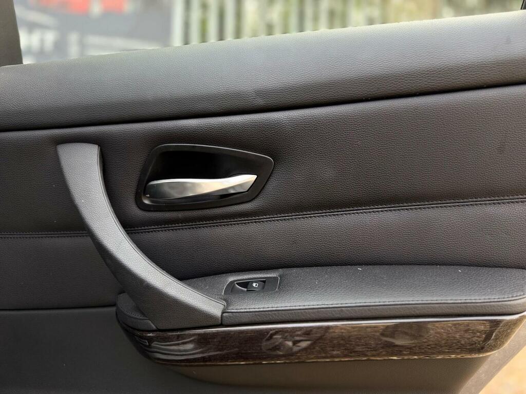BMW 3 Series Estate Silver #37