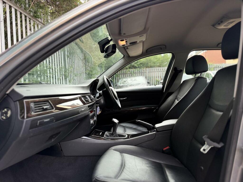 BMW 3 Series Estate Silver #27