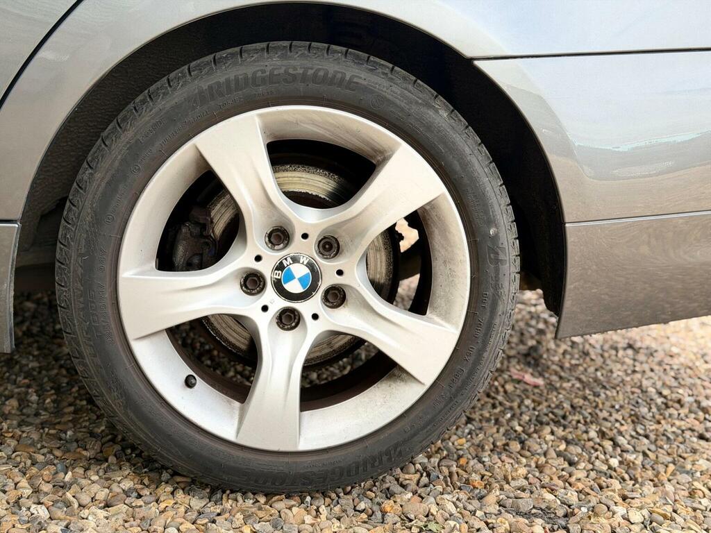 BMW 3 Series Estate Silver #41