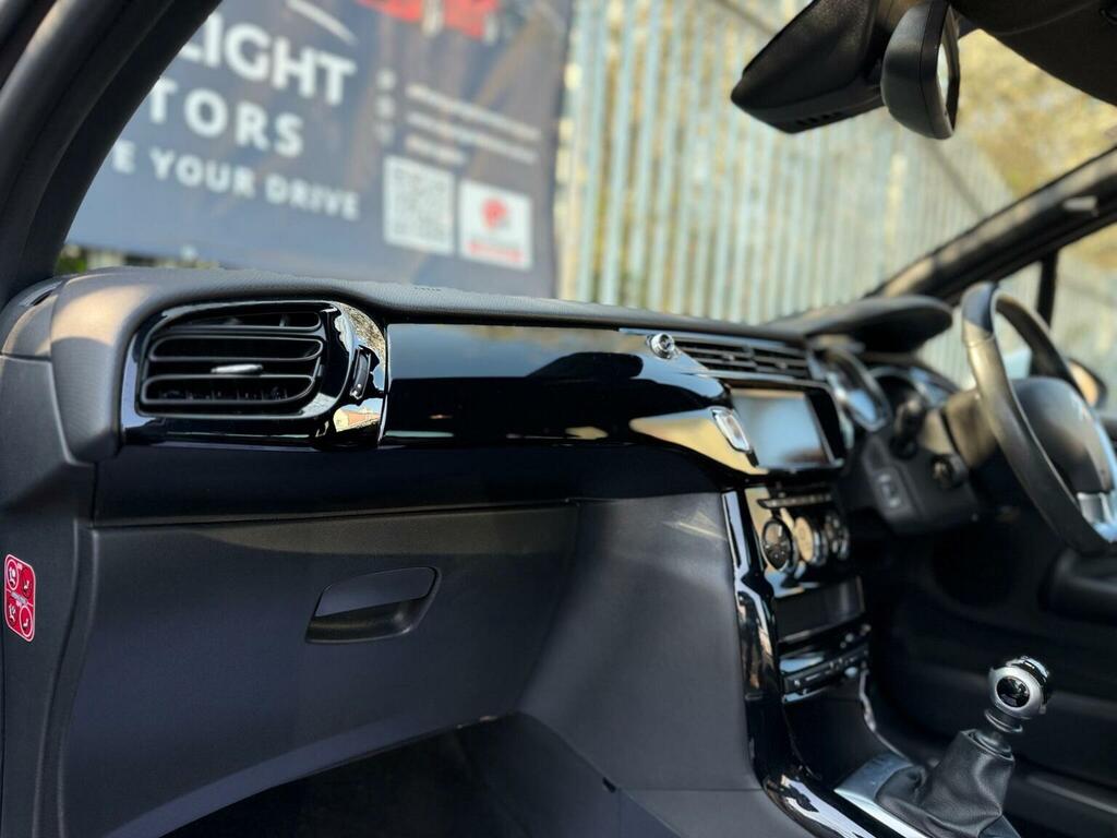 DS DS 3 1.6 Bluehdi Prestige Ss 118 Bhp Grey #36