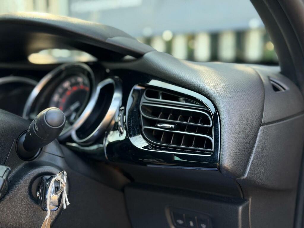 DS DS 3 1.6 Bluehdi Prestige Ss 118 Bhp Grey #17