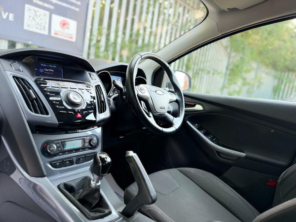 Ford Focus 1.6 Zetec S Tdci 113 Bhp Silver #33