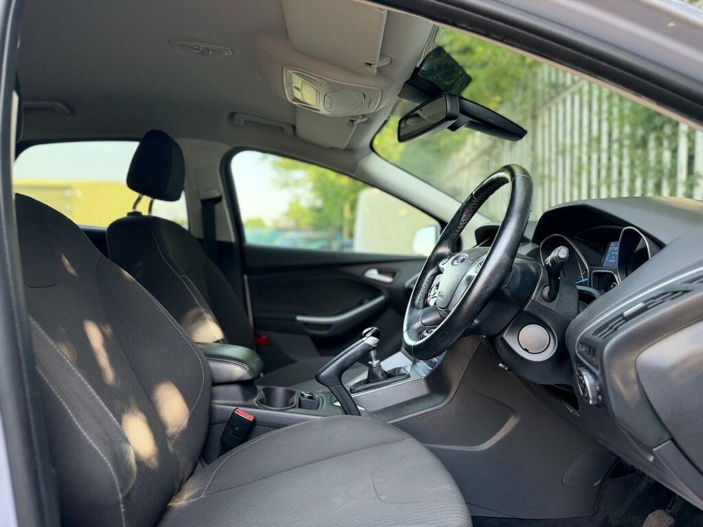 Ford Focus 1.6 Zetec S Tdci 113 Bhp Silver #27