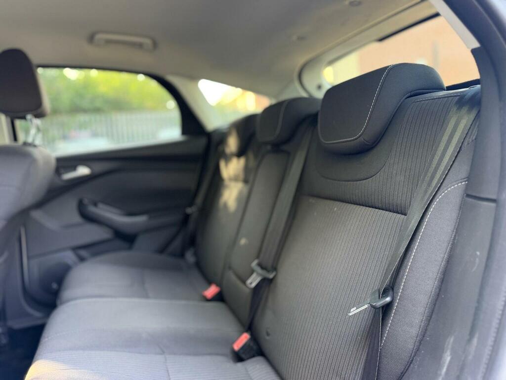 Ford Focus 1.6 Zetec S Tdci 113 Bhp Silver #38