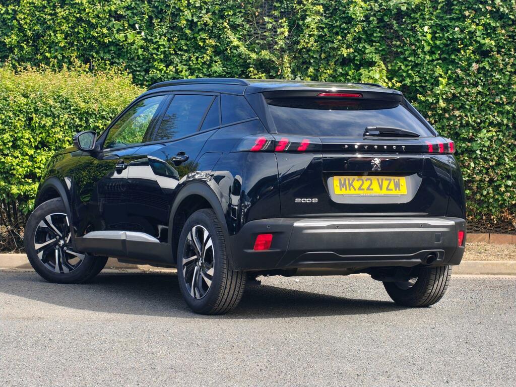 Peugeot 2008 1.2 Puretech Allure Premium Euro 6 Ss MK22VZW Black #4