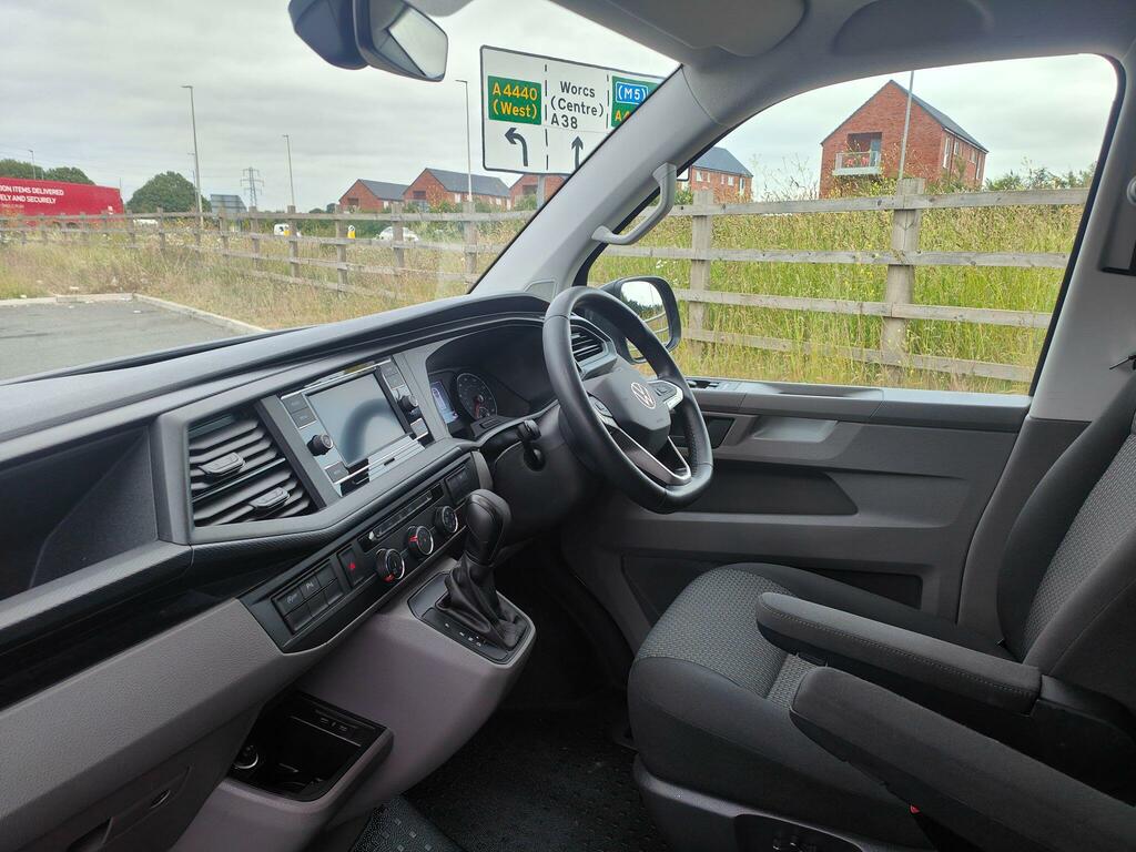 Volkswagen Campervan 2L Highline White #69