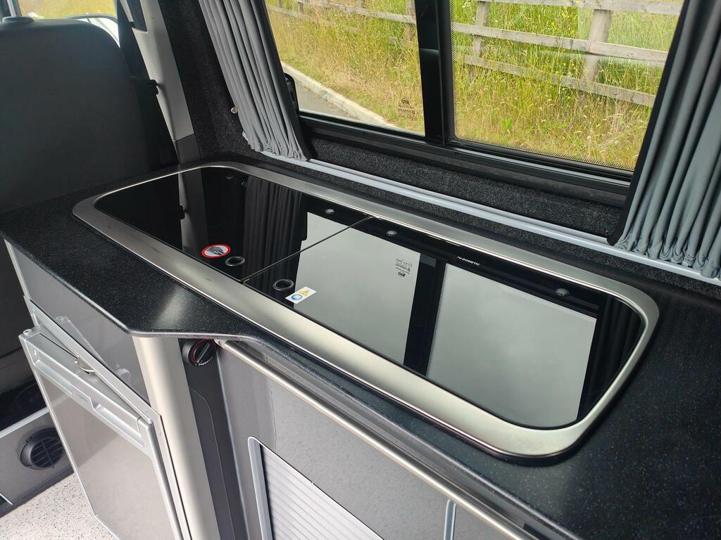 Volkswagen Campervan 2L Highline White #66