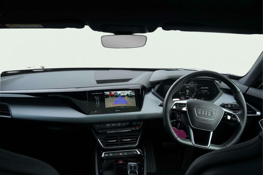 Audi E Tron GT 93.4Kwh Saloon Quattro 476 Ps Black #4