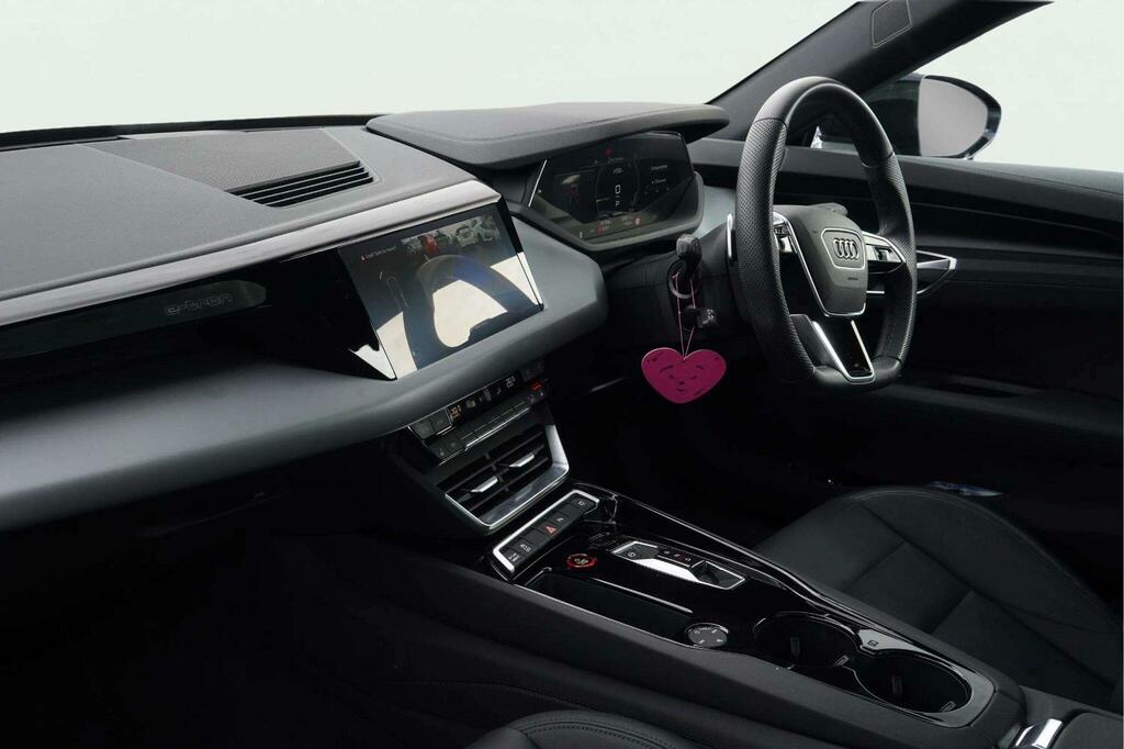 Audi E Tron GT 93.4Kwh Saloon Quattro 476 Ps Black #2