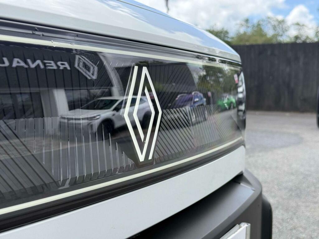 Renault 4 E-Tech Comfort Range 52Kwh Techno #33