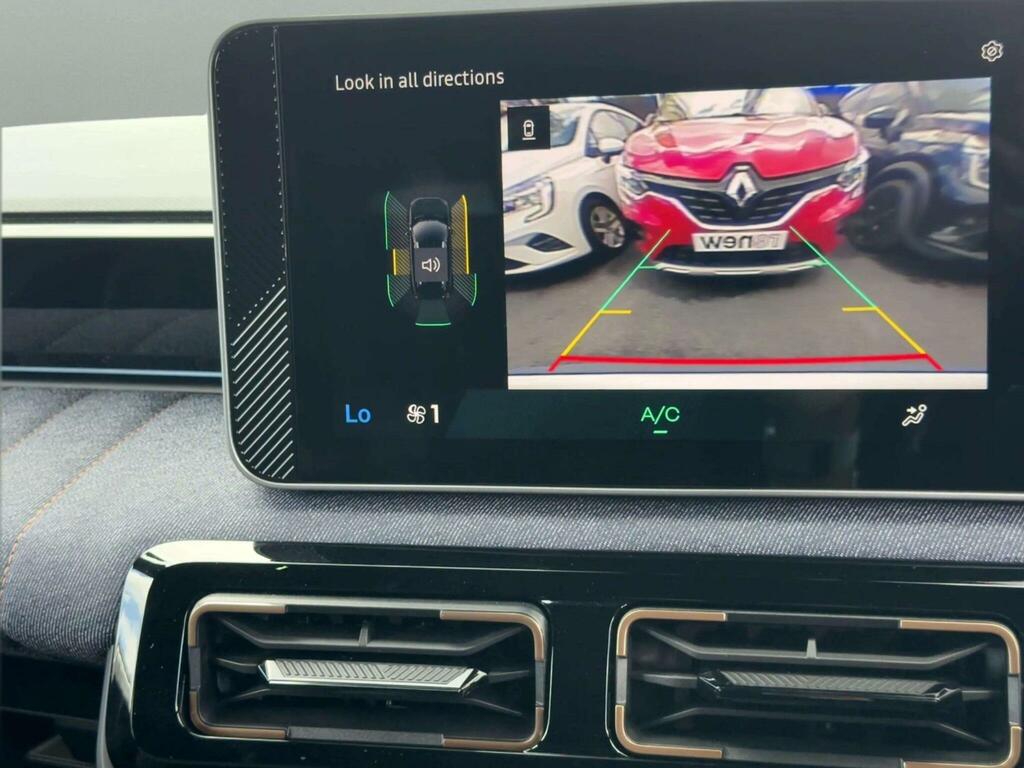 Renault 4 E-Tech Comfort Range 52Kwh Techno #4