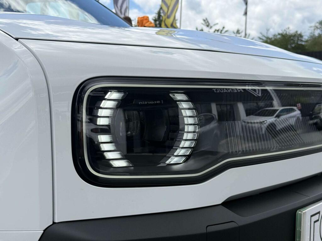 Renault 4 E-Tech Comfort Range 52Kwh Techno #26