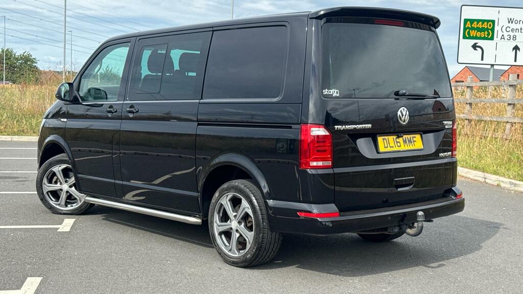 Volkswagen Transporter 2.0 Tdi T32 Bluemotion Tech Highline Kombi Fwd Swb Black #3