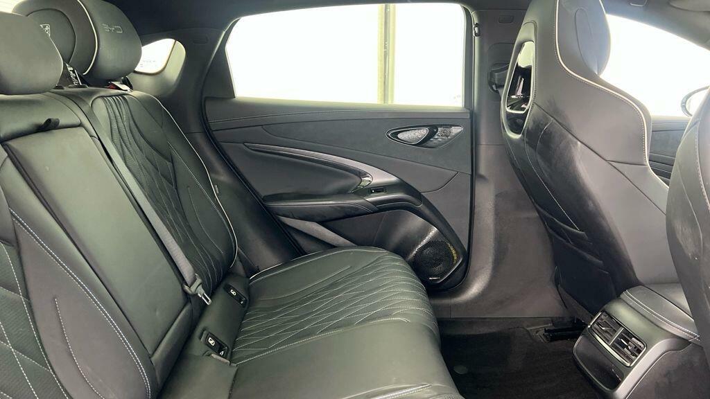 Byd Seal 1.5 Dm-i Comfort Black #10