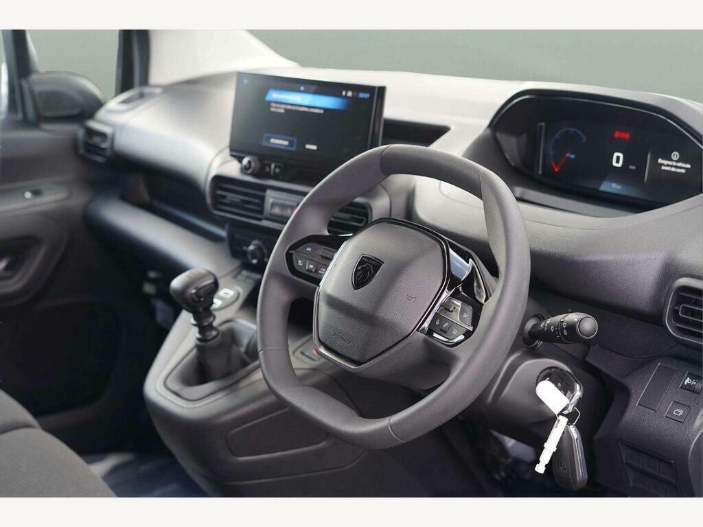 Peugeot Partner 1.5 Bluehdi 100 Professional Van White #25